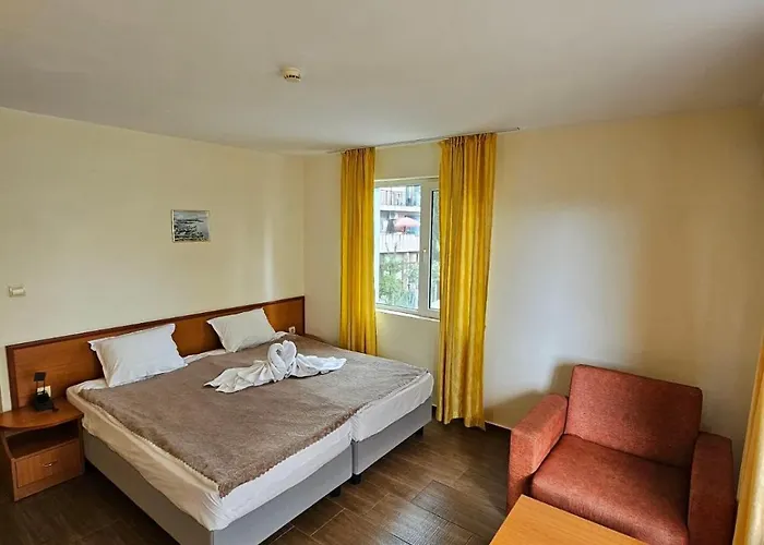 Готель Family Romantik Сонячний Берег