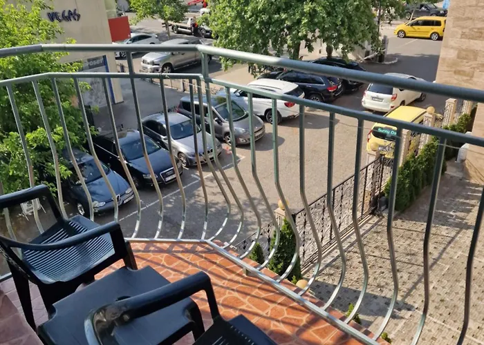 Family Romantik Сонячний Берег