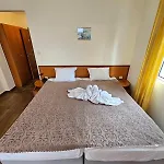 Ξενοδοχείο Family Romantik 3*